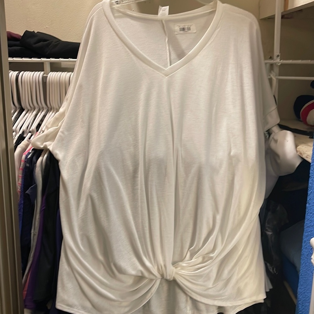 White tie front tee glitzy Girlz